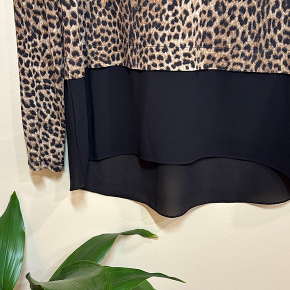 Michael Kors Animal Print Top with Black Trim, Medium - Picture 8 of 12